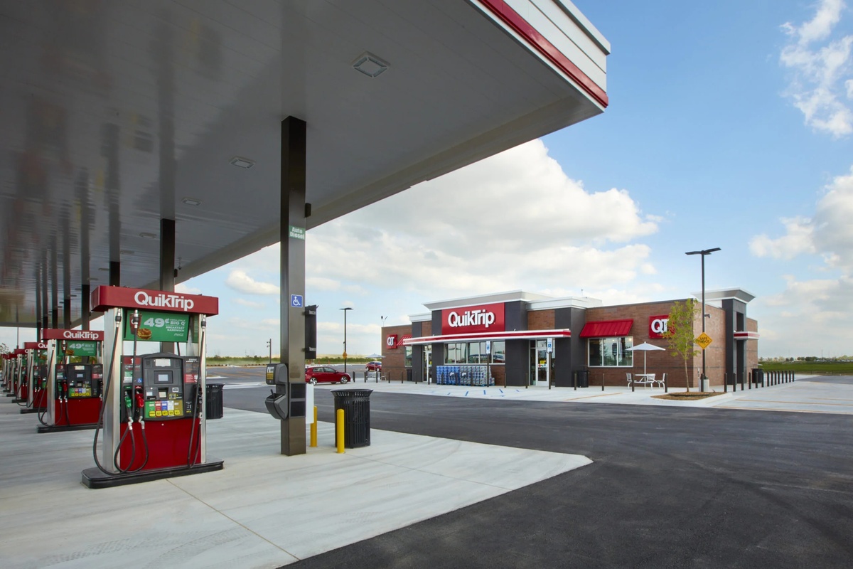 QuikTrip Seeking Space on City’s North Side Near Interstate 17 Exit