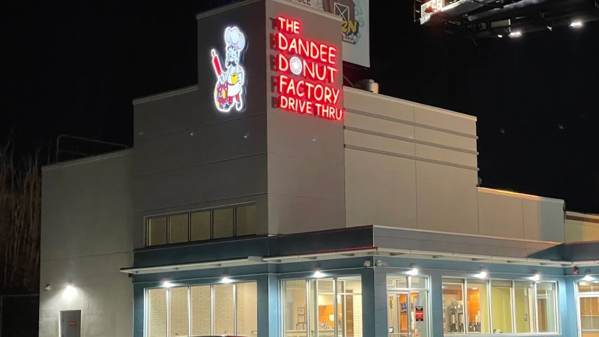 Outside The Dandee Donut Factory (Google Photos by M B)