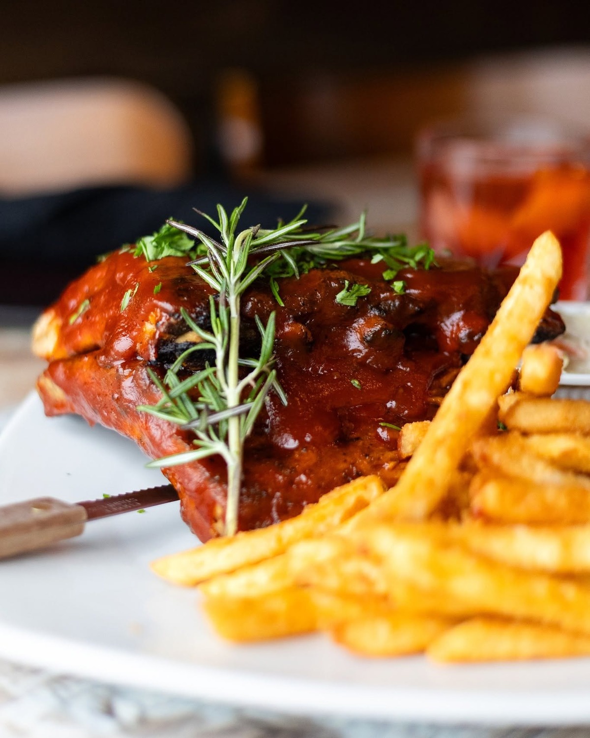 Vienna Lodge Bar & Grill Opening Later this Summer
