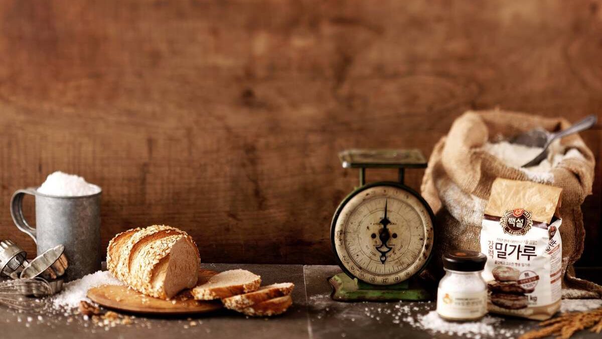 Fresh-baked croissants and coffees are coming to the village.