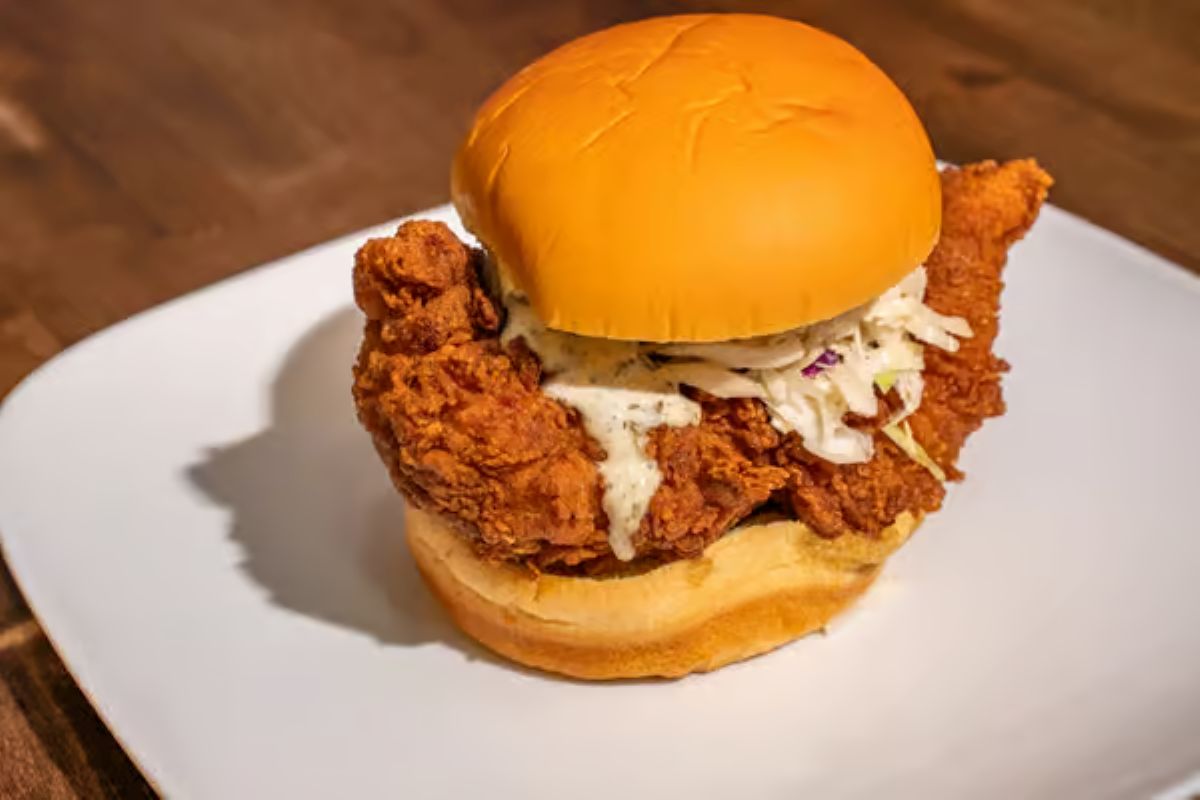 Broadway Chicken to Open in Jupiter