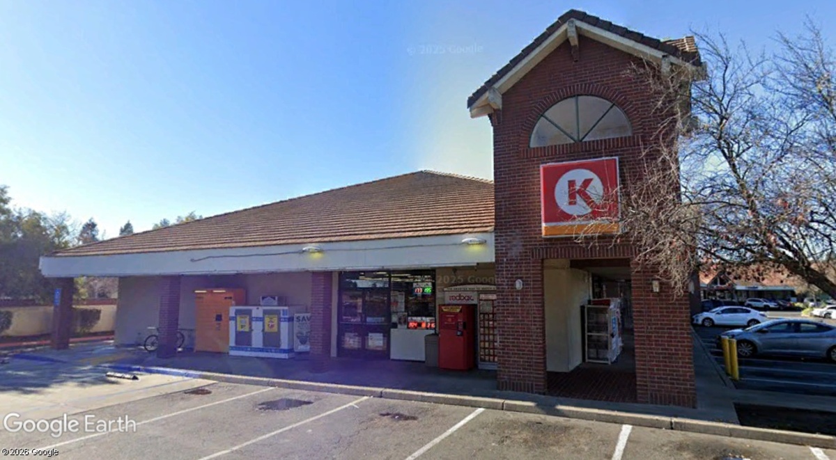 Beverage House Liquor Is Taking Over a Familiar Spot in South Sacramento