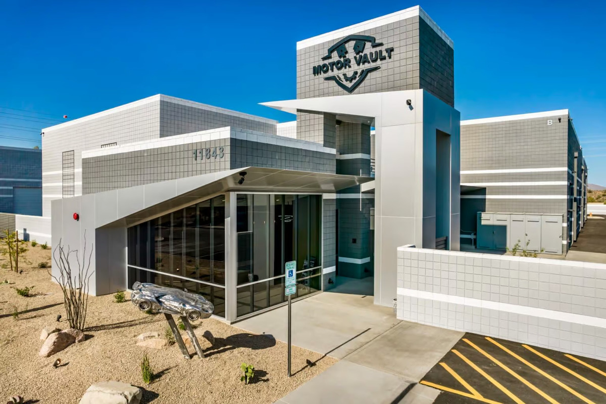 Motor Vault Bringing Luxury Garage Condominiums to Peoria