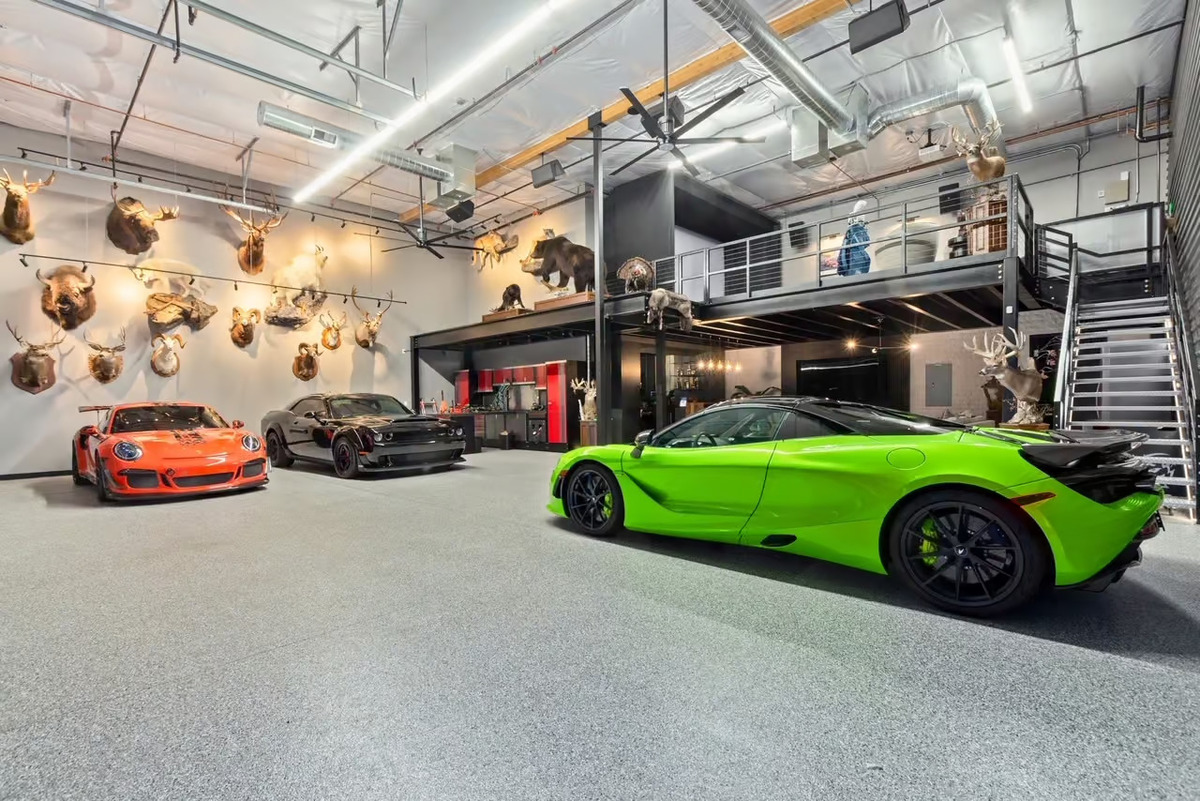 Motor Vault Bringing Luxury Garage Condominiums to Peoria