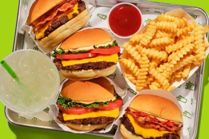Shake Shack Opening New Restaurant at Yonge and Bloor