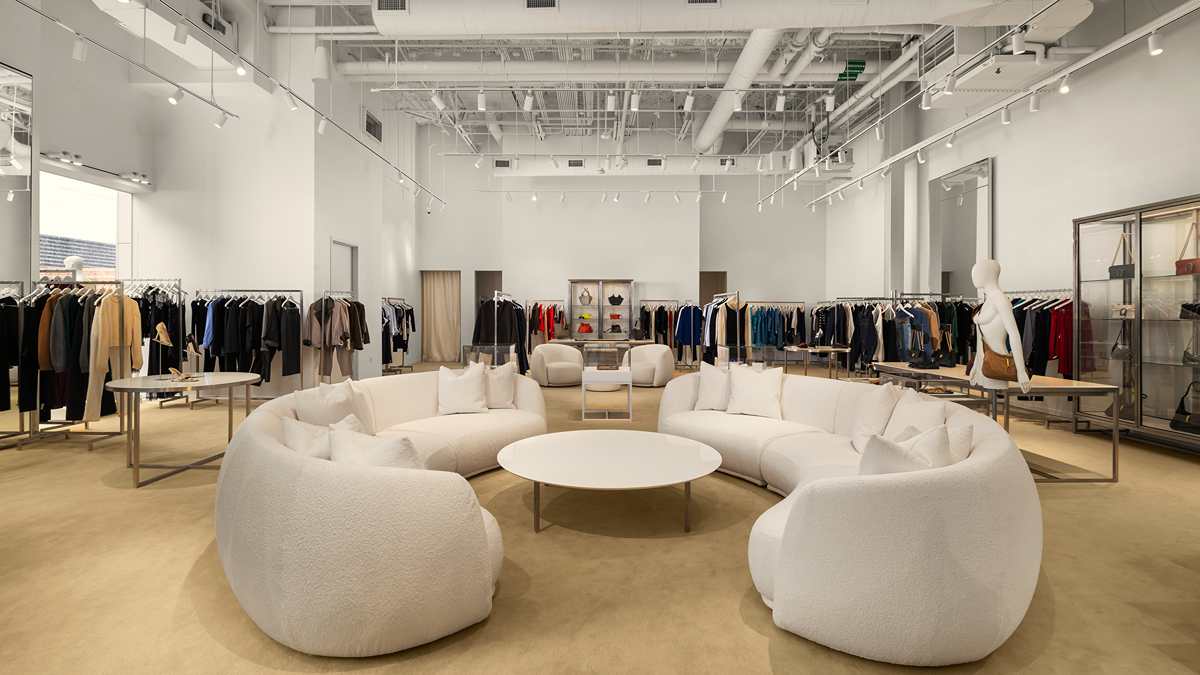 Jeffrey store wide shot, Maroni couches