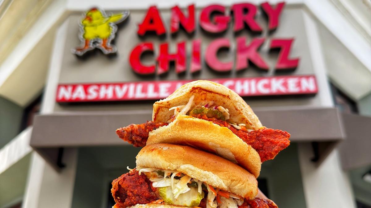 Angry Chickz to open first Rocklin location.