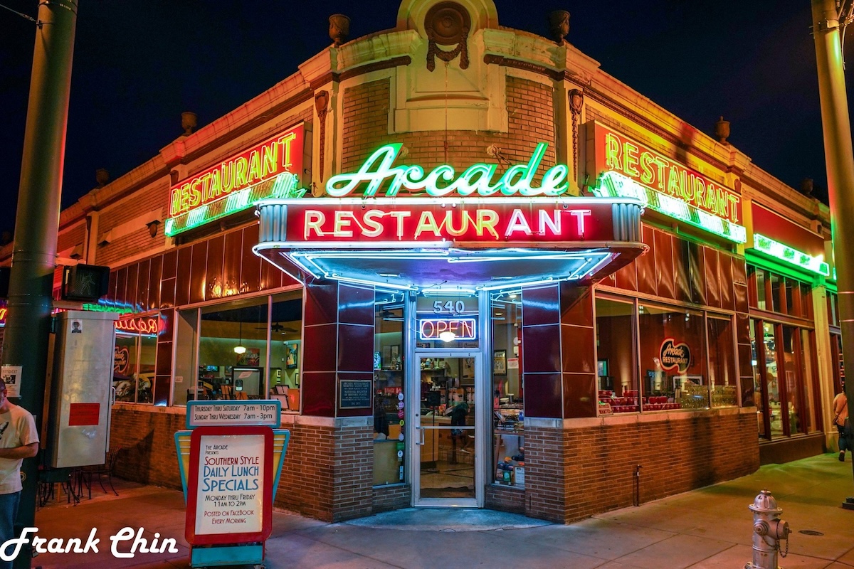 The Arcade Restaurant Carries Four Generations of Memphis History