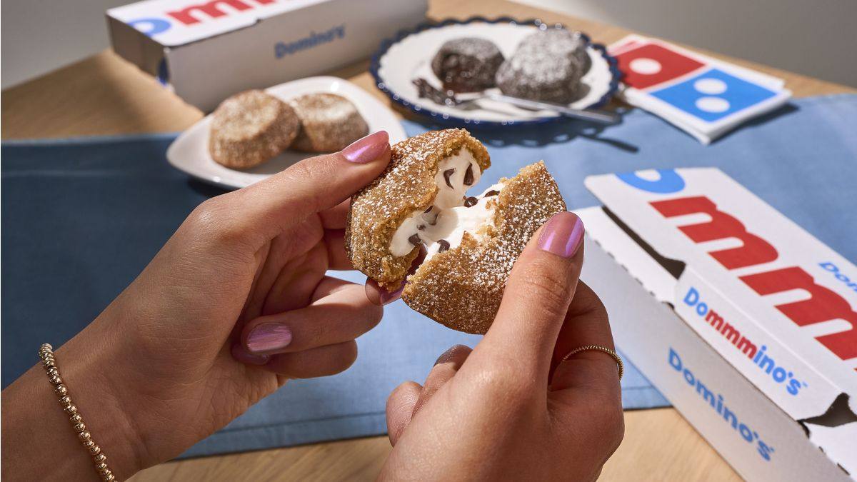 This image shows the new S'mores Lava Cakes by Domino’s.