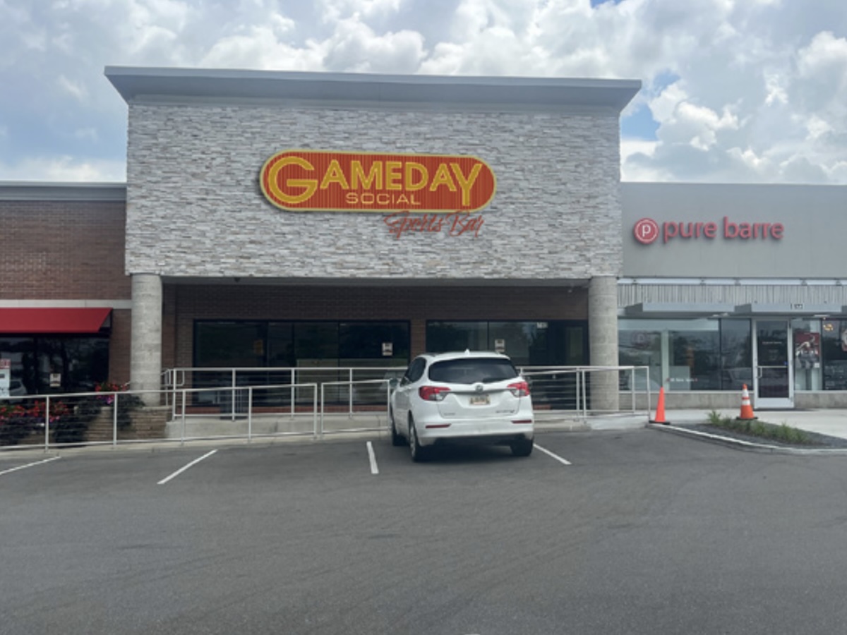 Game Day Social Sports Tavern Coming to West Bloomfield Township Plaza