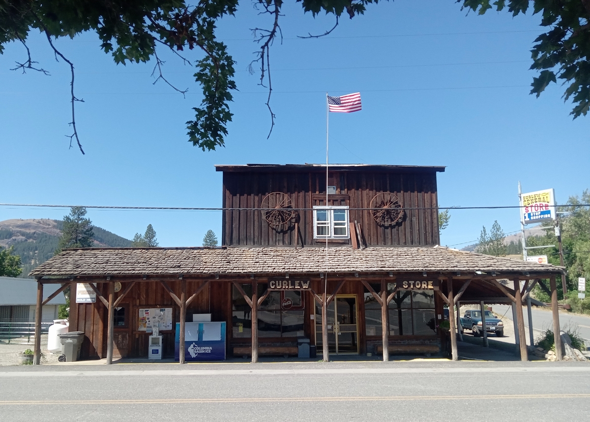 Historic Curlew Store Planning to Reopen This August