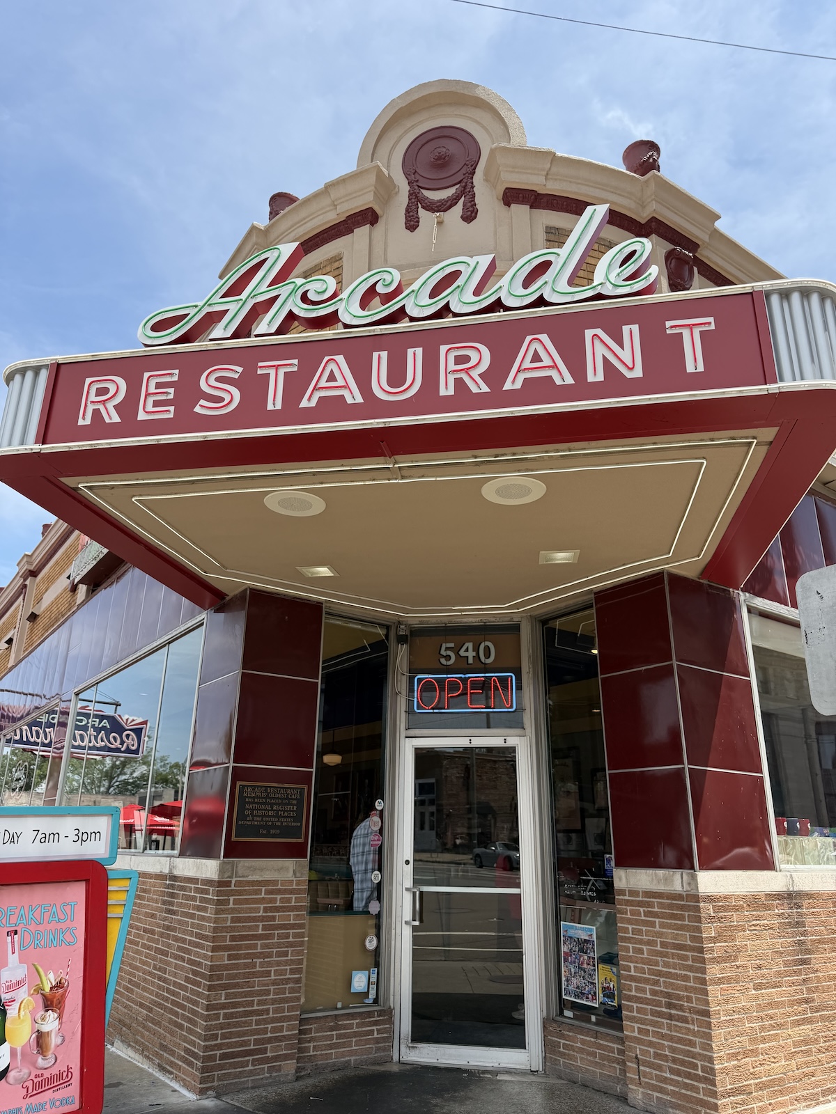 Memphis Hospitality Leaders Gather at The Arcade Restaurant for What Now Accelerate Event