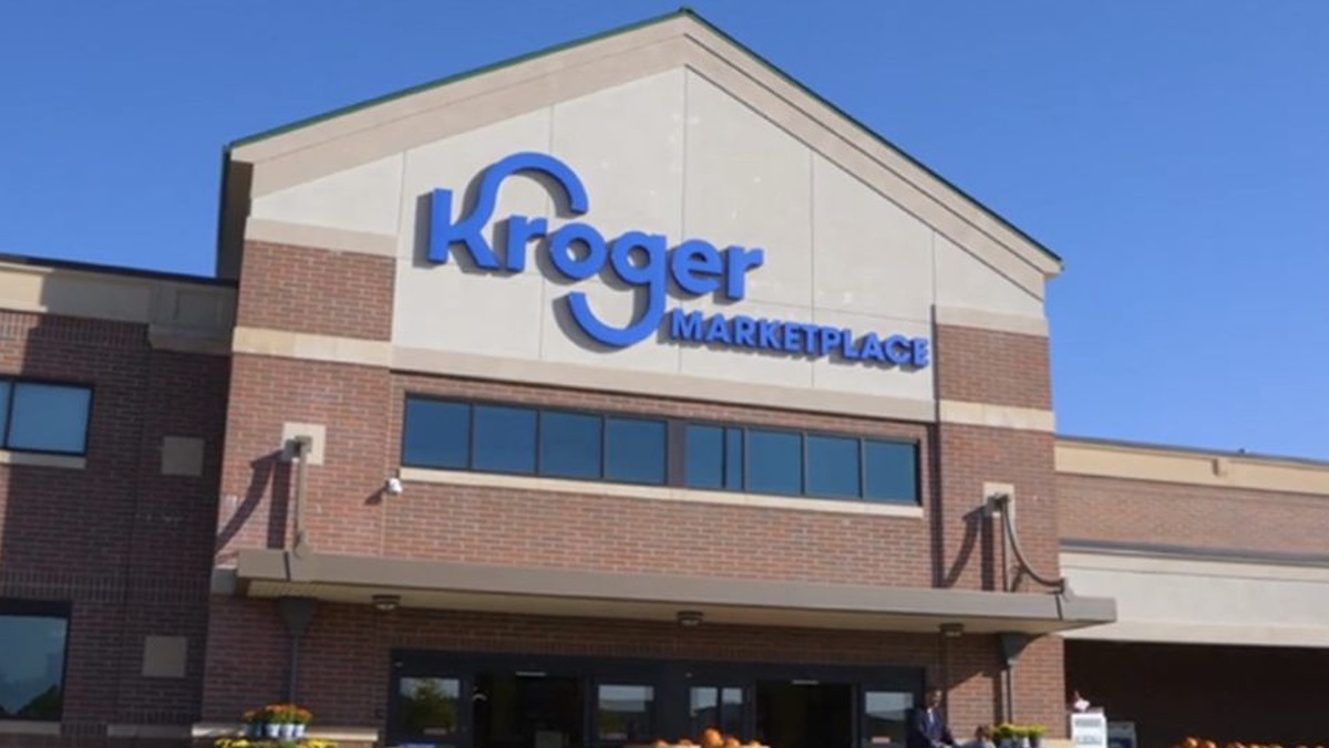 Large-Format Kroger with Gas Station Under Construction in Commerce Township