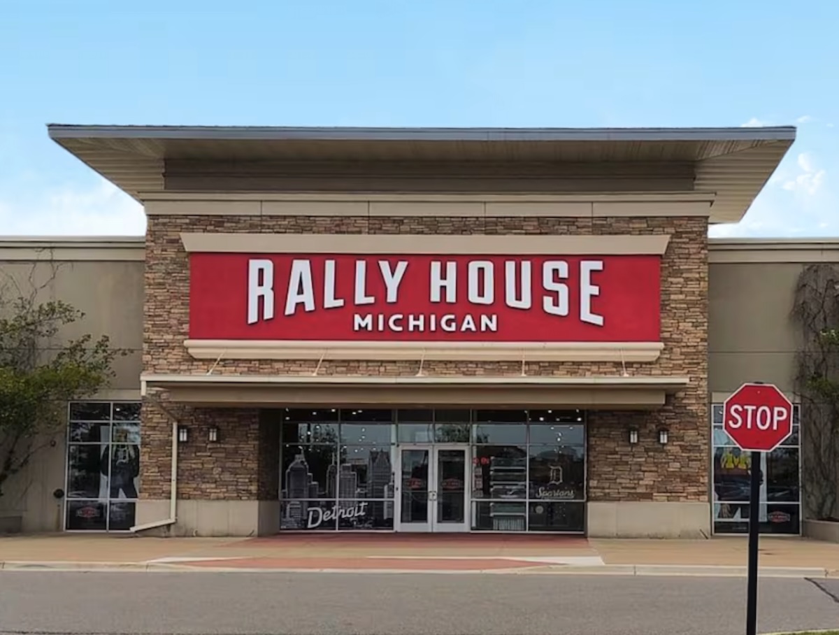 Rally House to Move into New Storefront at Rochester Hills Shopping Plaza