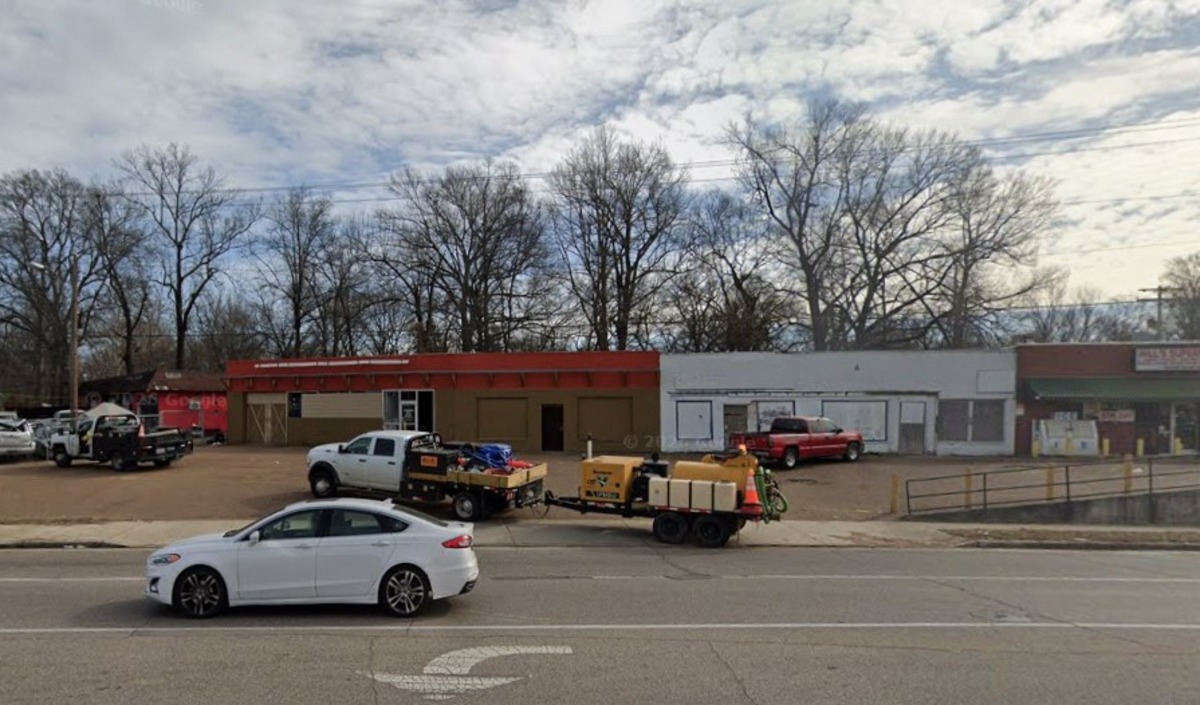Star Tires Pulling into Memphis