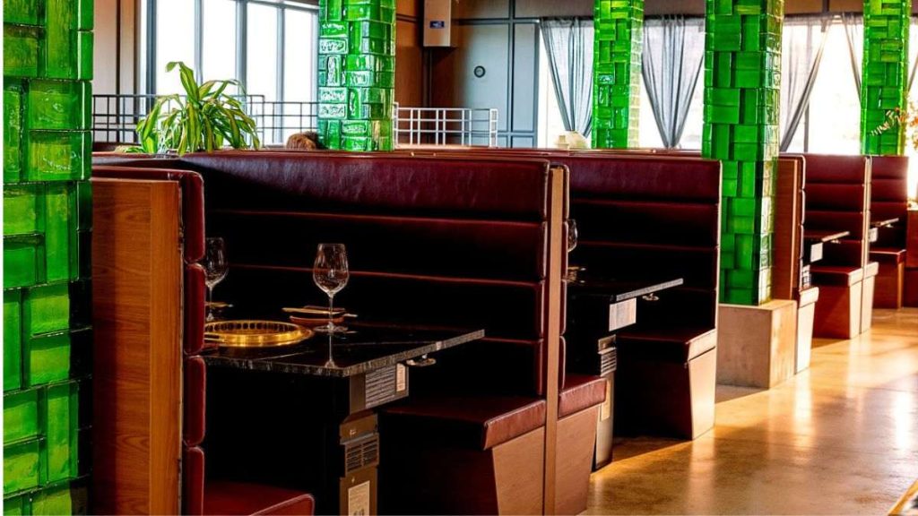 This image shows an inside view of the steakhouse restaurant.