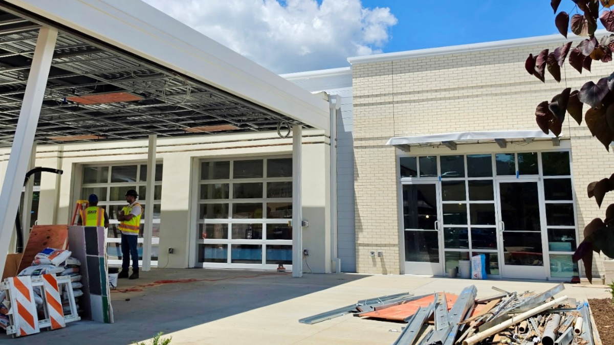 Lloyd's Full Service Set to Open in Downtown Cary