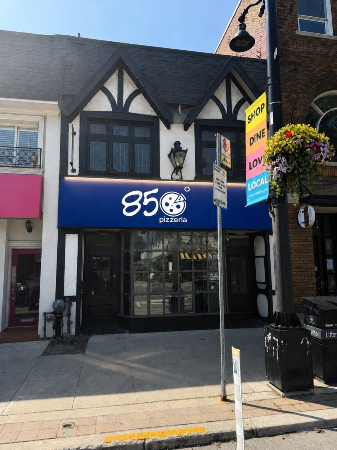 850 Degrees Expanding to Bloor West Village