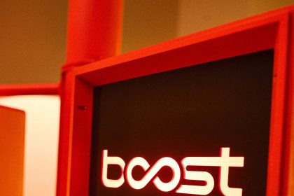 Boost Mobile to Open in the HEB West Belt Shopping Center