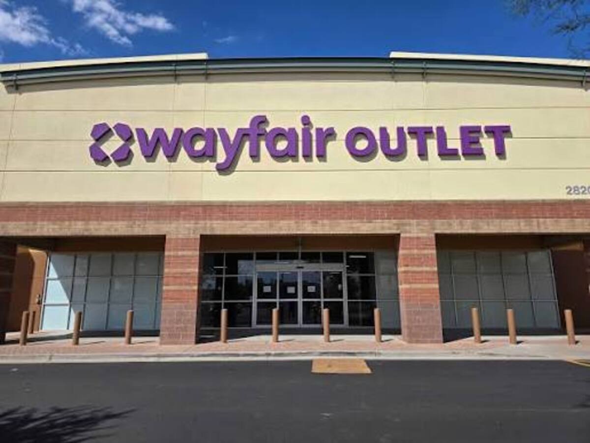 Wayfair Expanding to Denver with First Mountain West Store