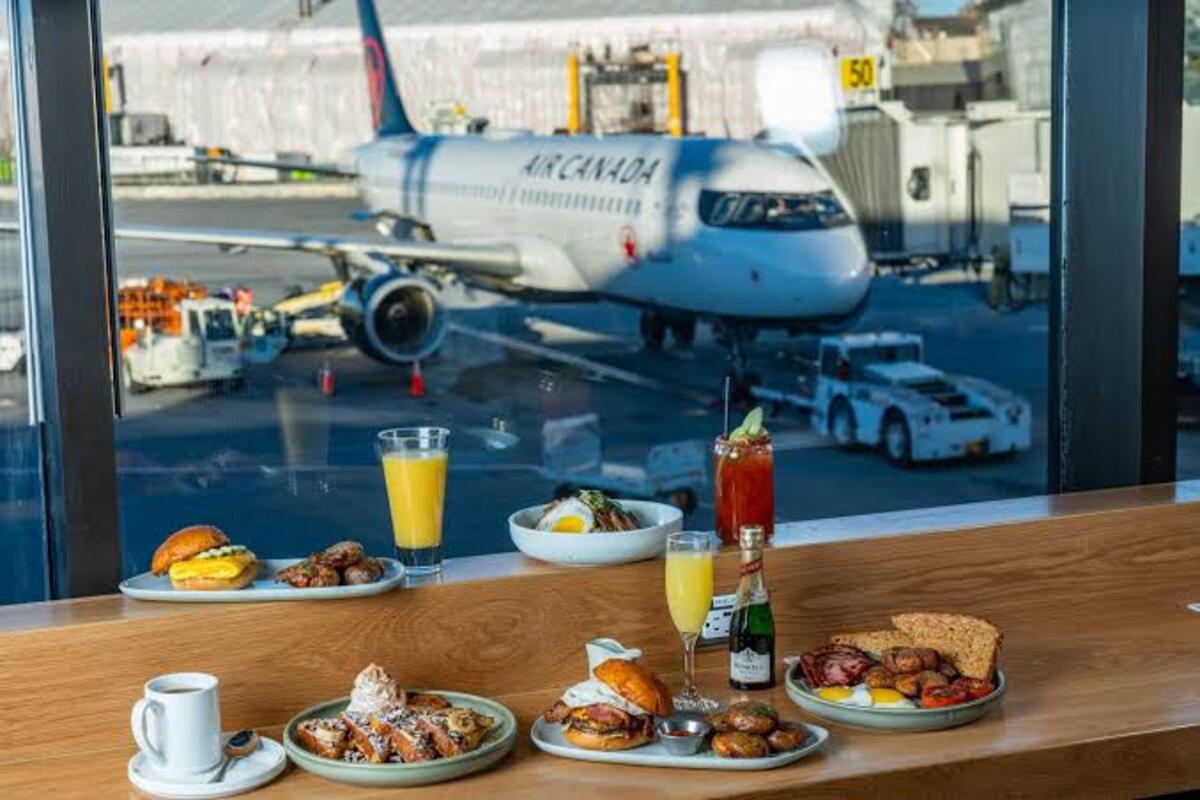 Broncos Mile High Grill Planned for Denver International Airport