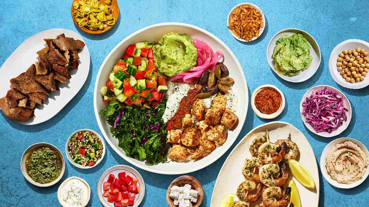 Luna Grill is opening in Avondale.