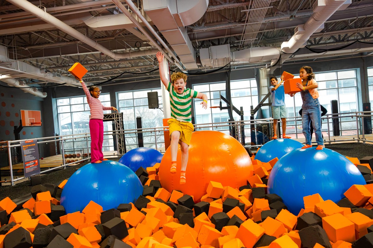 Sky Zone Trampoline Park Coming to Former Nordstrom Space in Clackamas
