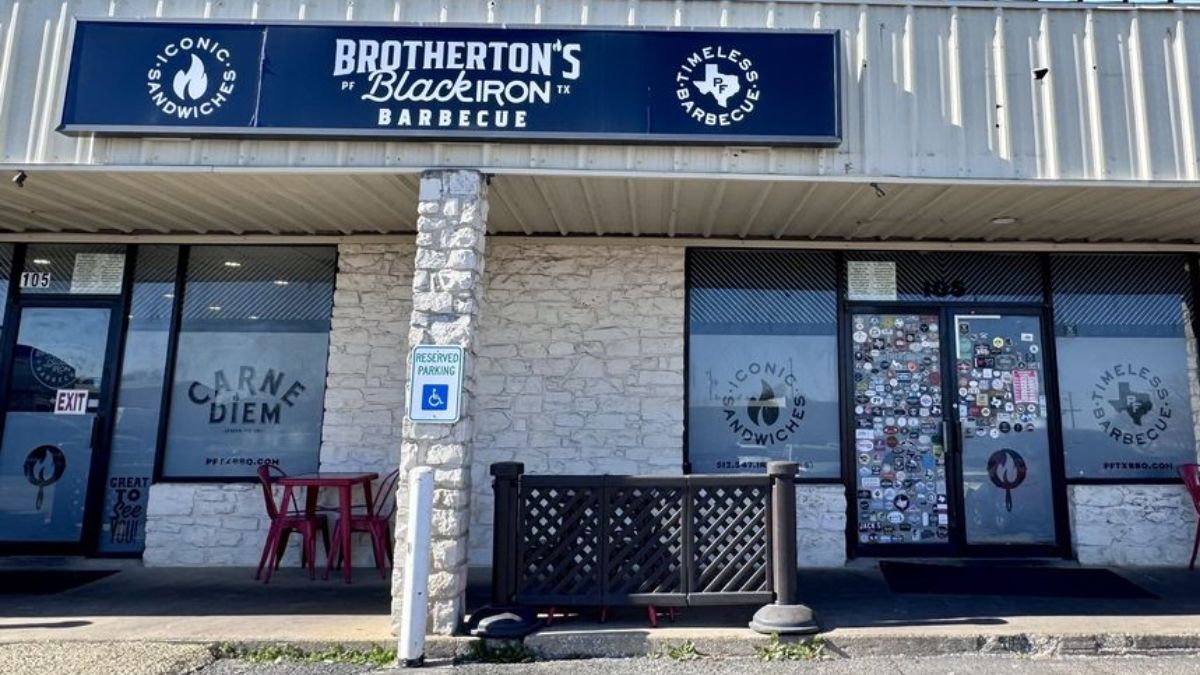 Brotherton's Black Iron Barbecue restaurant image