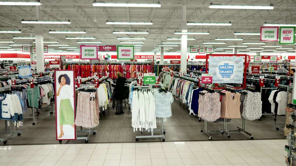 Open layouts offer a convenient shopping experience (Burlington Stores PR)