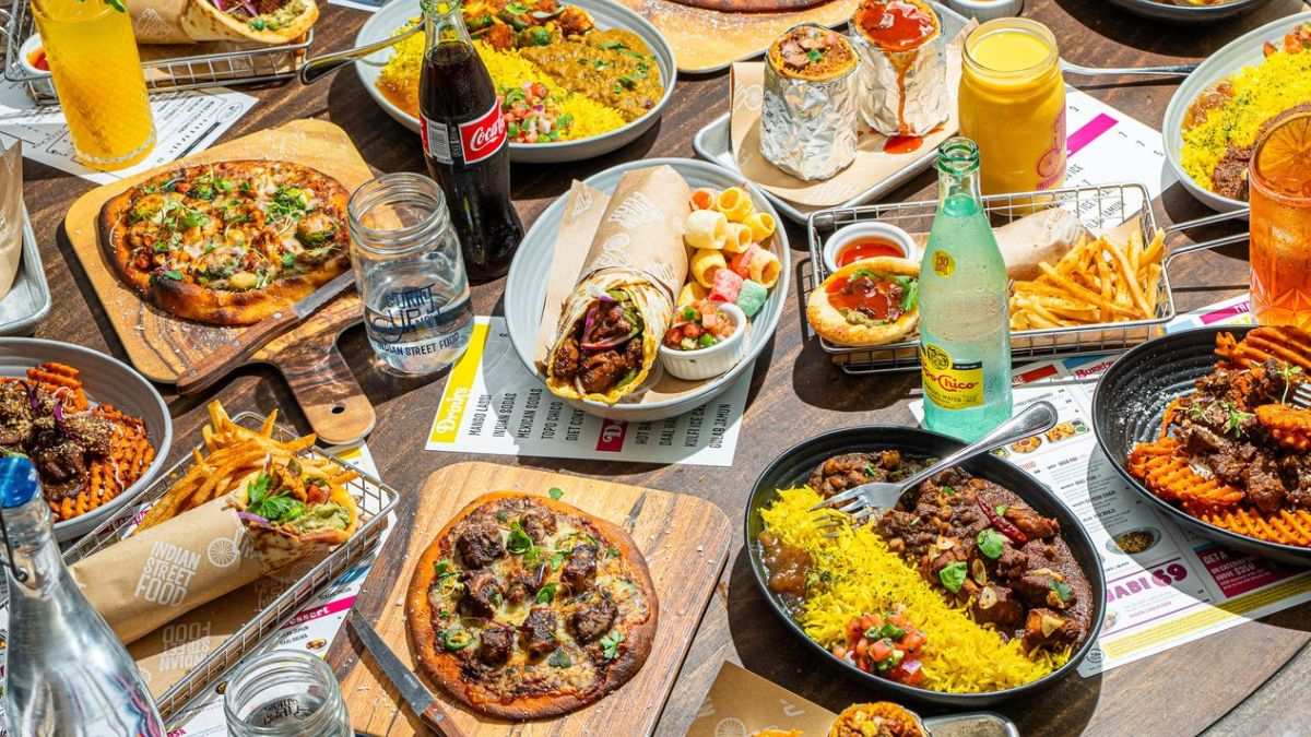 California-based Curry Up Now will open its first Tennessee restaurant in Smyrna on August 22, 2026. 