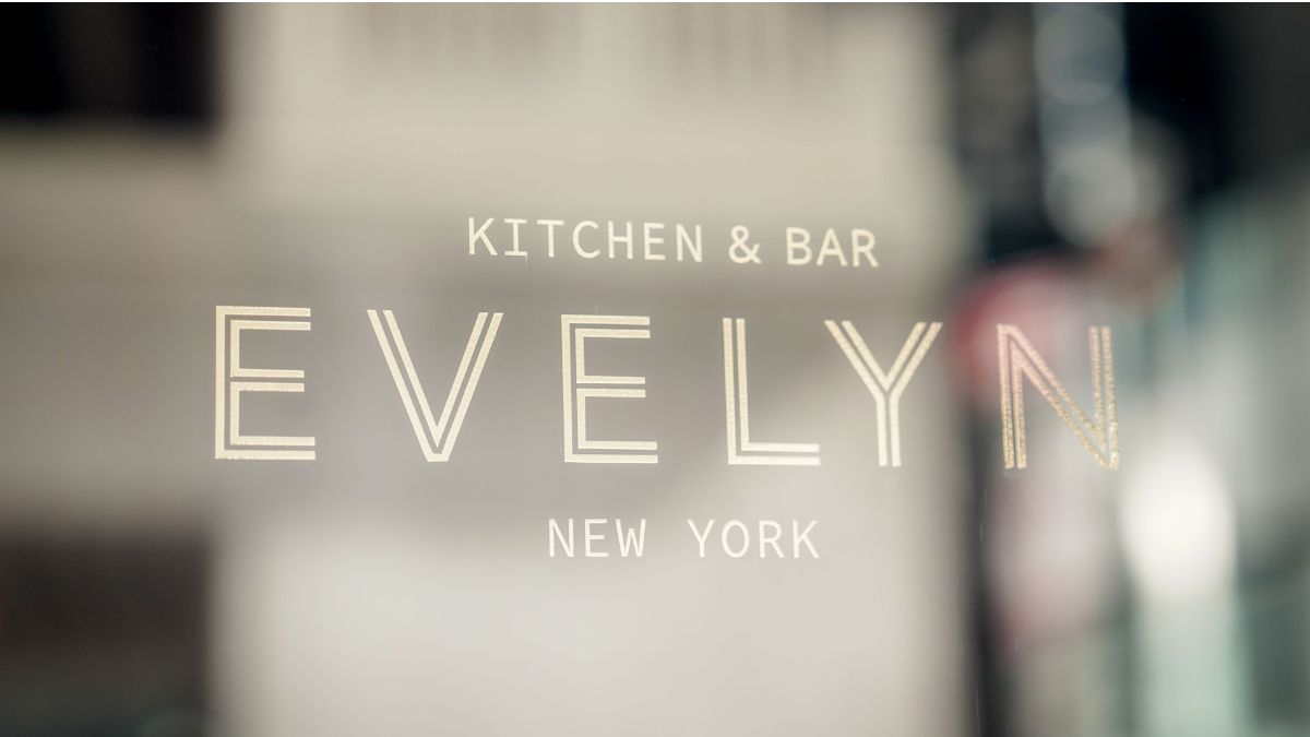 Storefront image of Evelyn