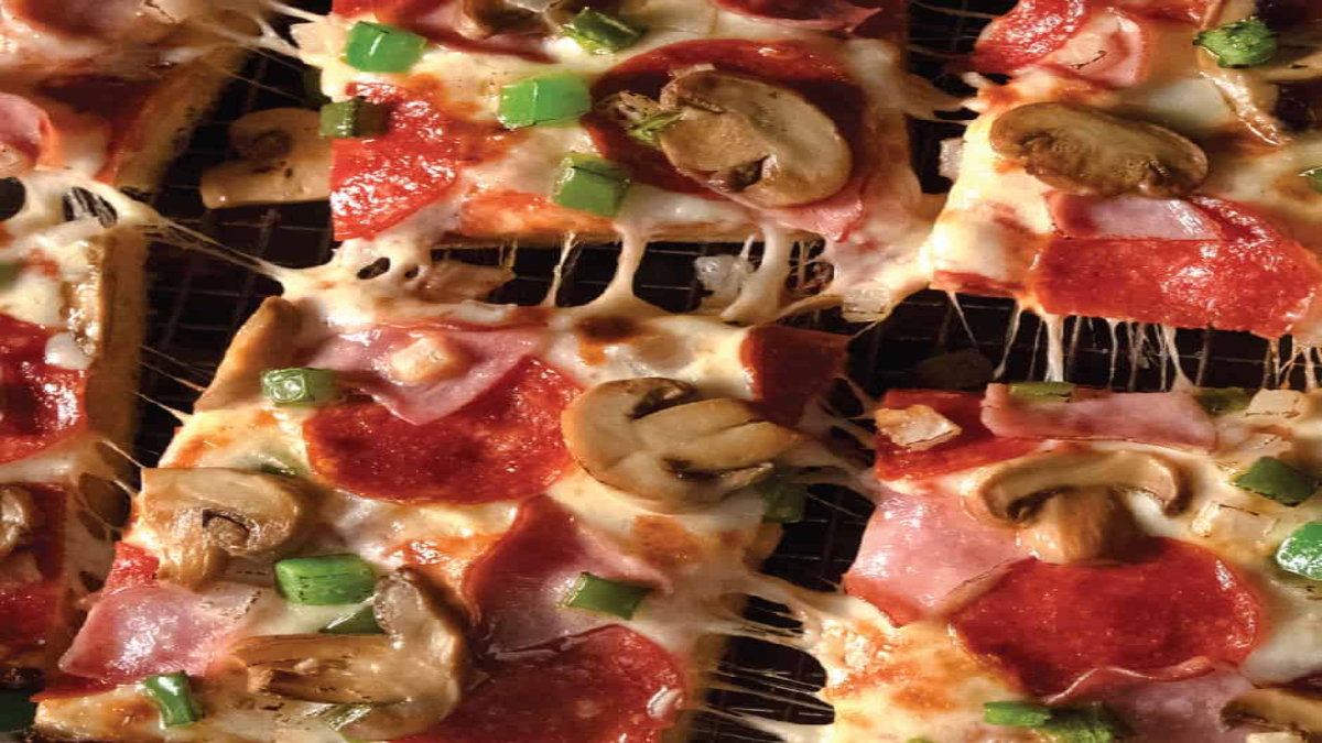Jet’s Pizza Now Open in Centennial Hills