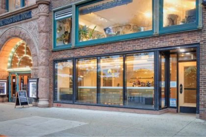 Groundswell Coffee Roasters has opened a new all-day cafe inside Chicago’s historic Fine Arts Building. 