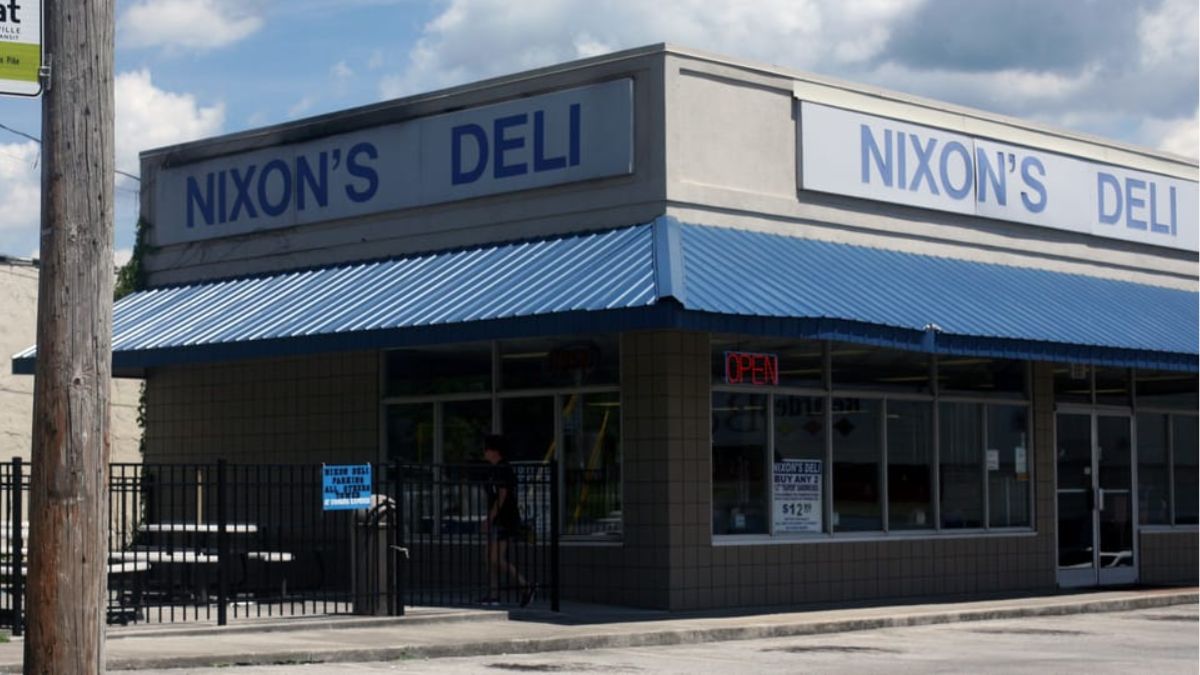 Nixon's Deli storefront image