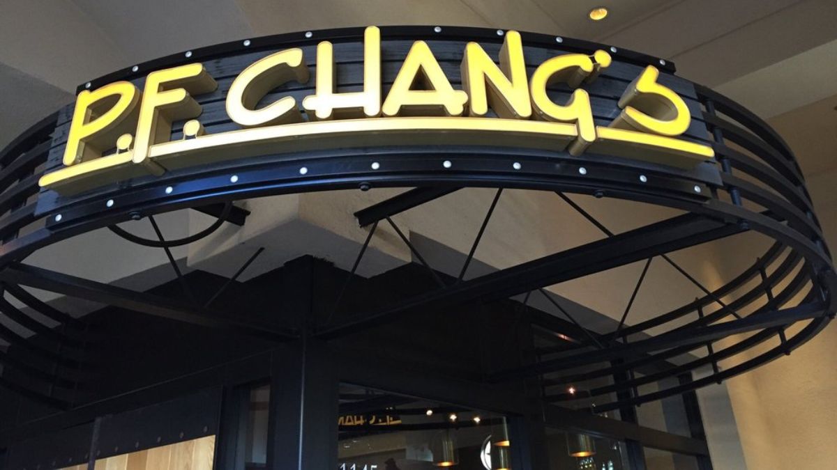 P.F. Chang's restaurant image