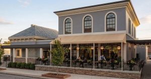 Lira Italian Kitchen Set to Fill a Former Chase Bank Building in Downtown Hilliard
