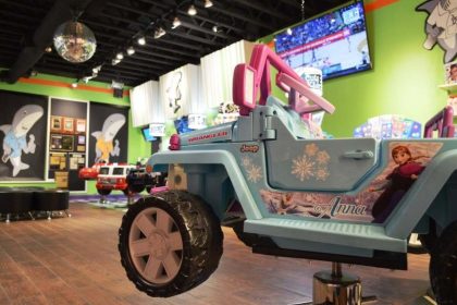 Sharkey's Cuts for Kids to Open Second Austin-Area Location