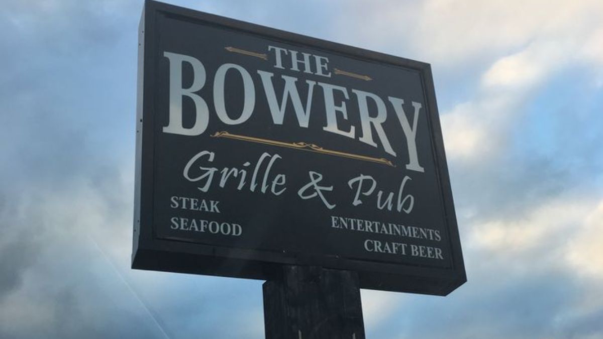 The Bowery Grille and Pub signboard image