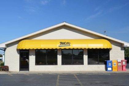 Whitts Barbeque restaurant image