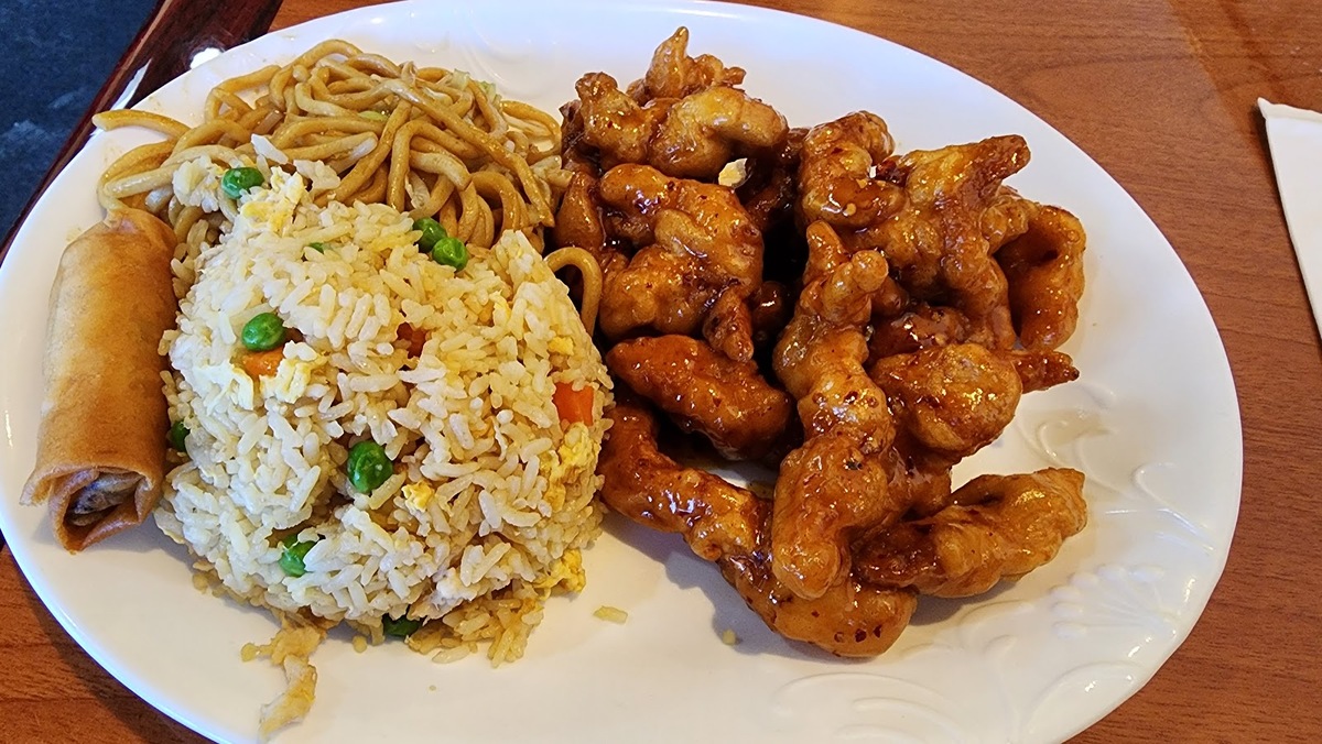 T&Z Chinese Restaurant Changes Hands Quietly