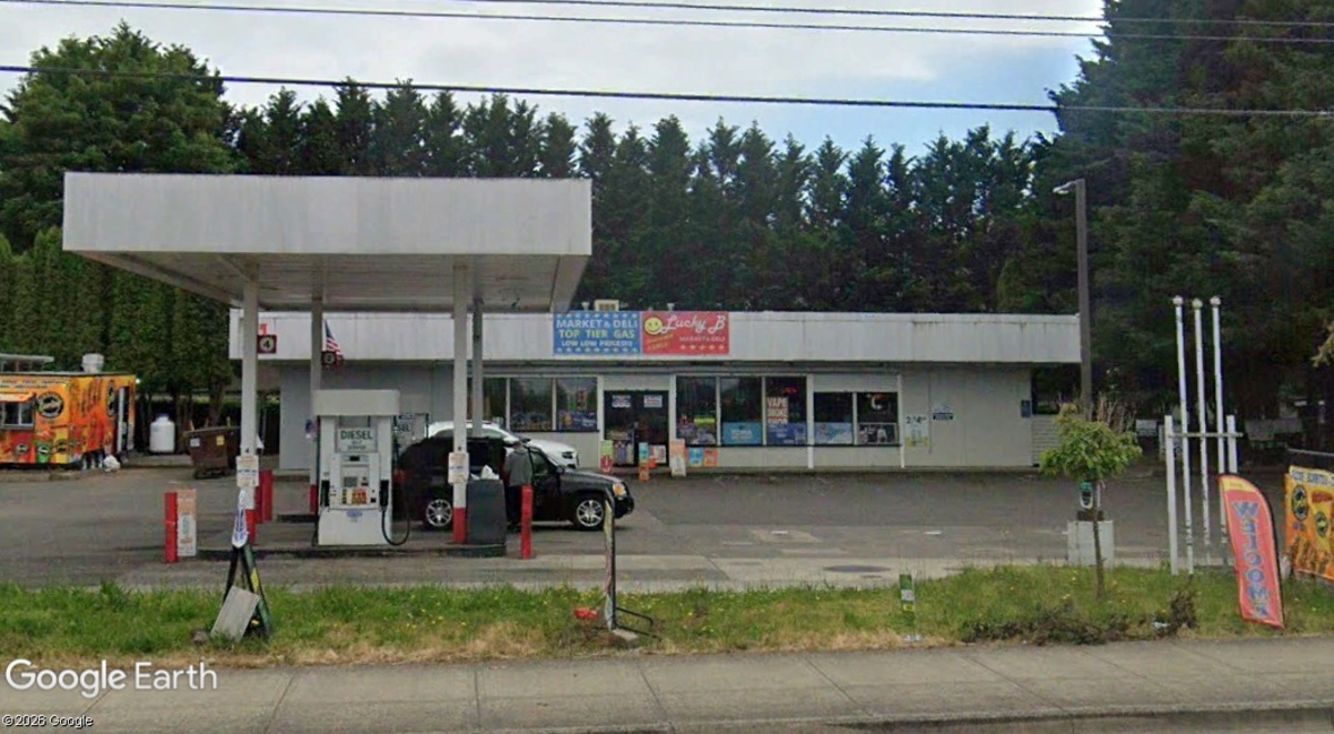 Sandy Mart Taking Over Former Lucky B Food Mart on NE Sandy Boulevard