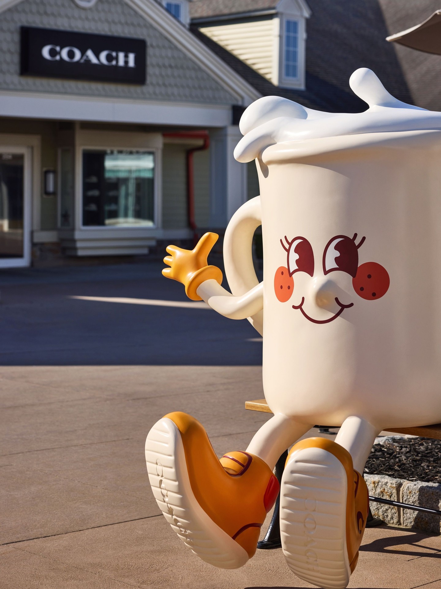 The Coach Coffee Shop, From the Popular Luxury Handbag Brand, To Debut in Las Vegas