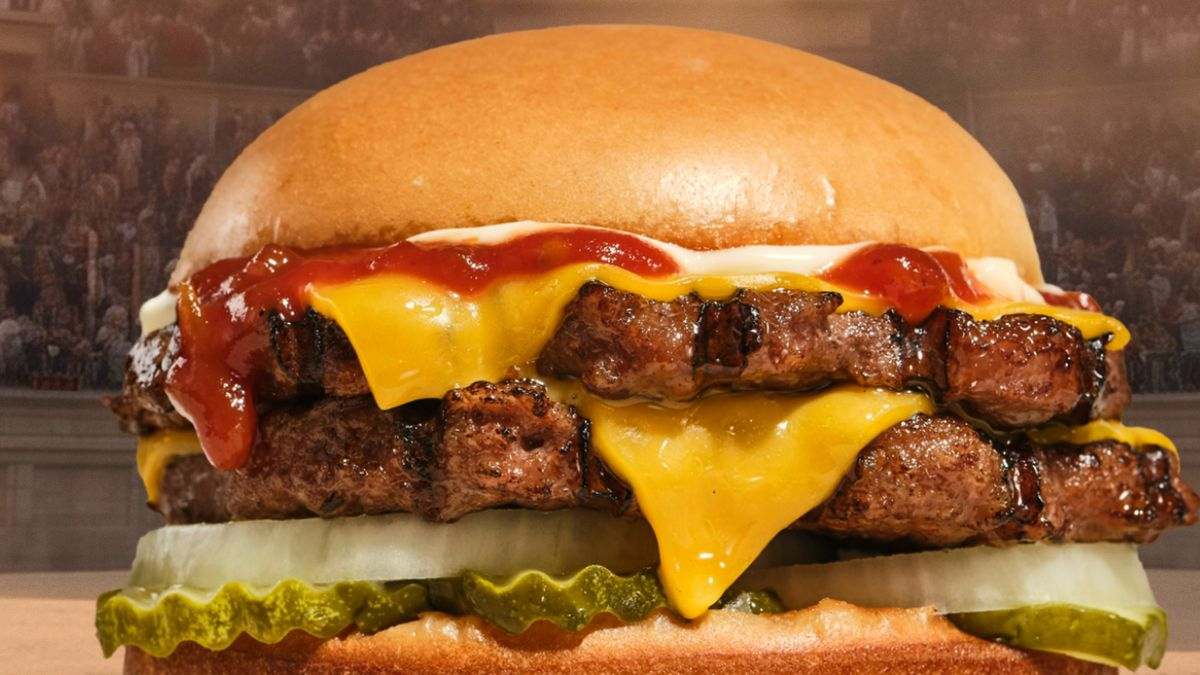 This image shows the latest Angus Maximus by Carl’s Jr.