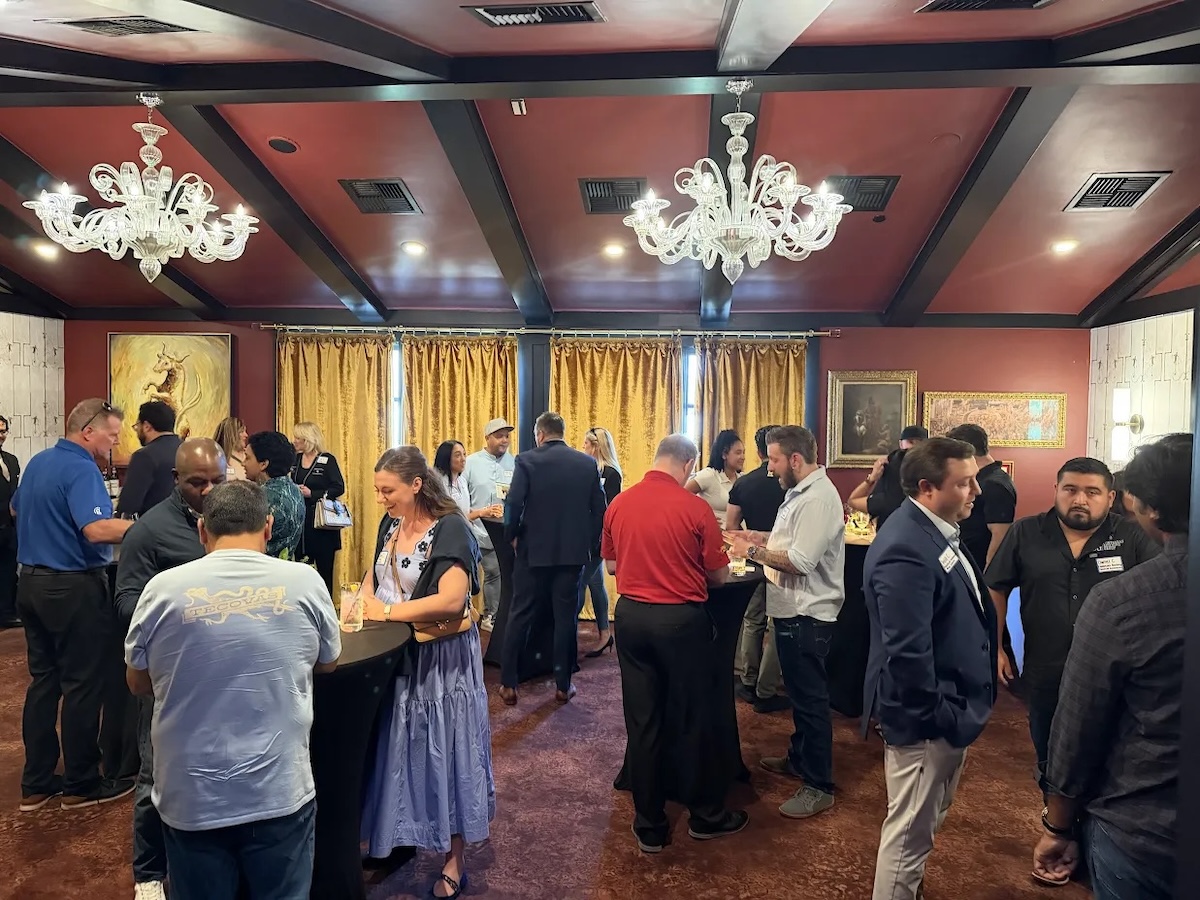 Dallas Industry Leaders Connect at What Now Media Group Accelerate Event