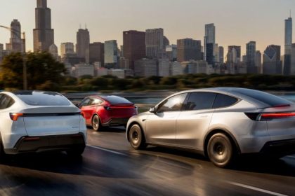 Tesla Opening New Showroom and Service Center in Kendall