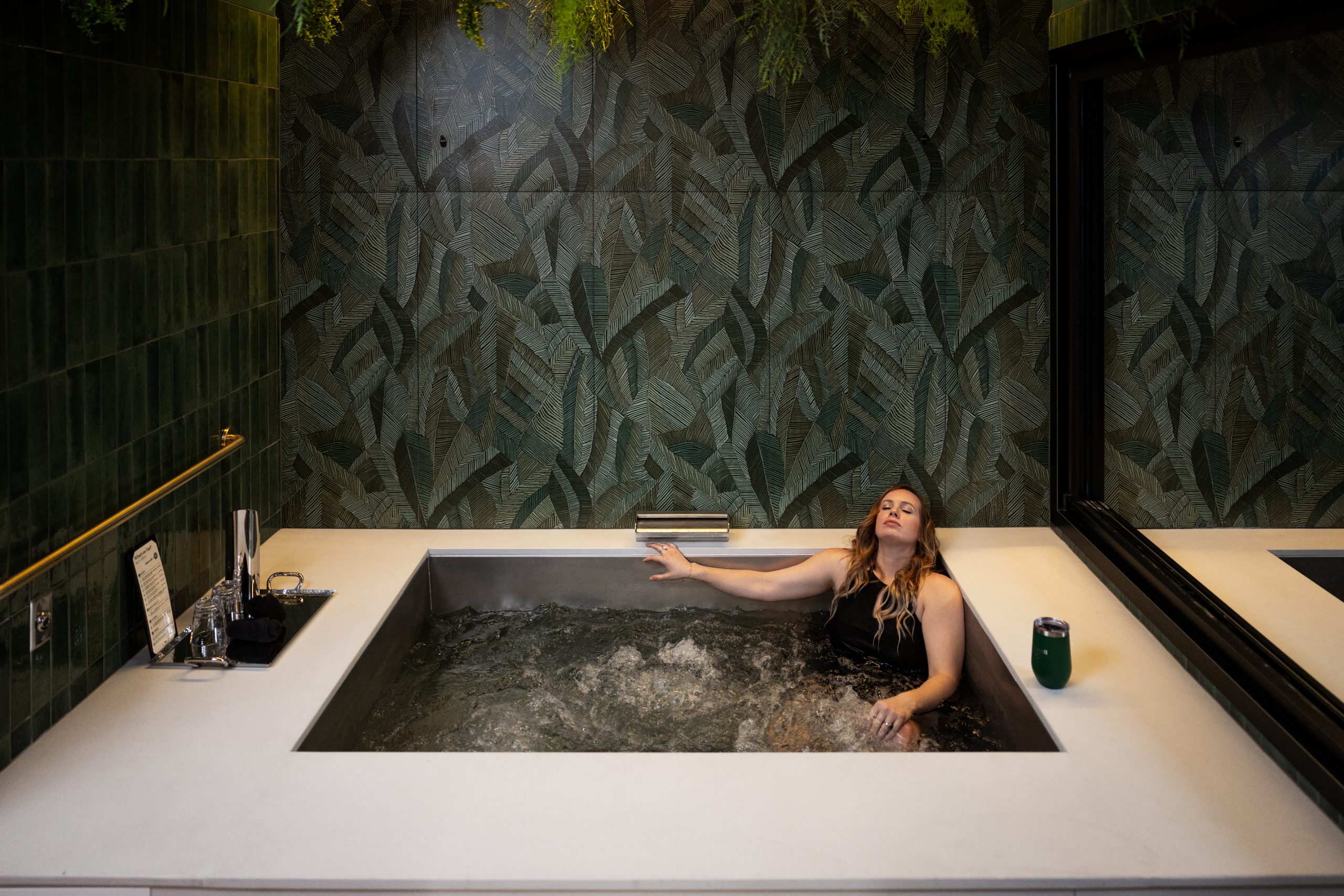 Oakwell Beer Spa, a Colorado-based Social Wellness Brand, to Debut in Las Vegas