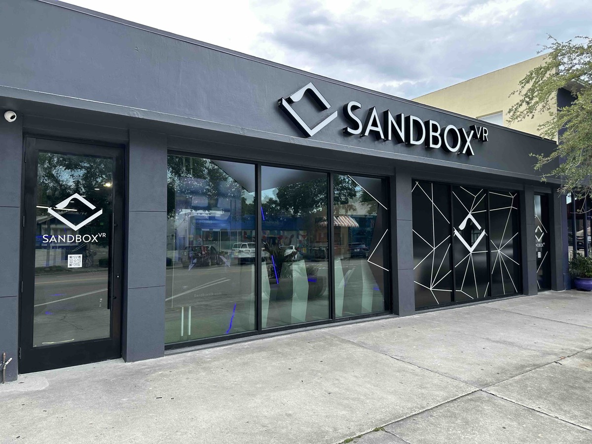 Roseville Galleria's Newest Signature Is Virtual Reality