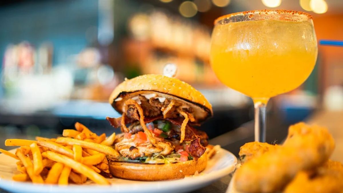 Sobremesa's food image