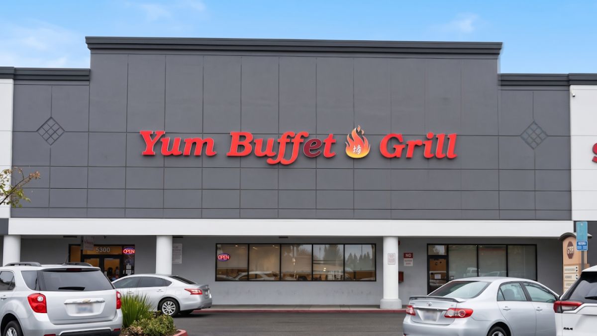 Yum Buffet & Grill storefront image