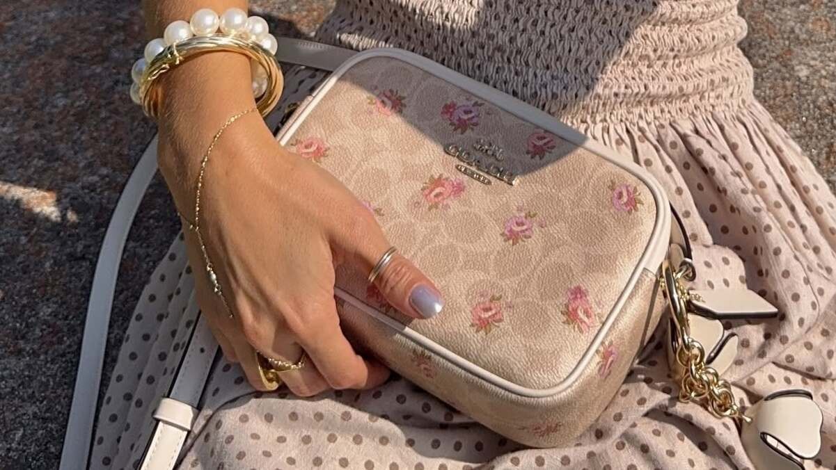Coach To Open At The Outlets At Orange With Coffee Shop